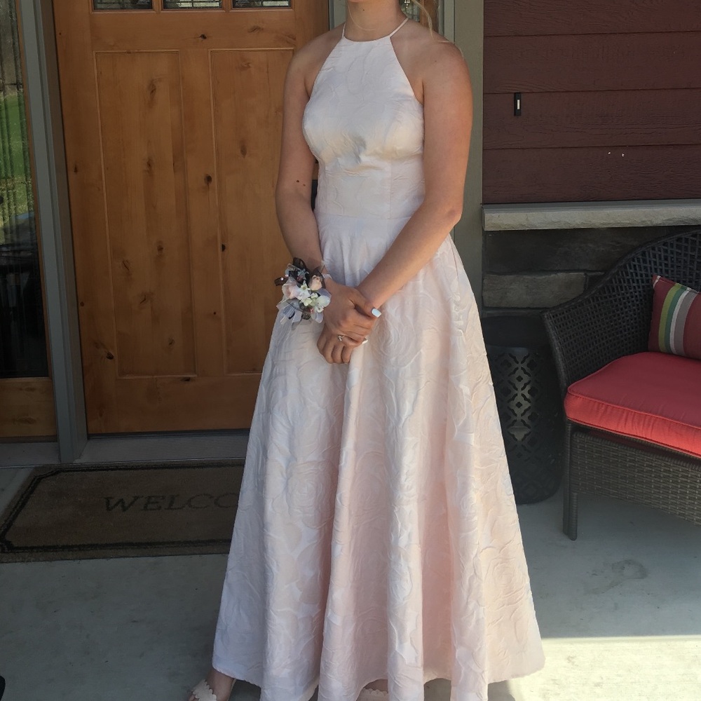 size 8 prom dress (fits down to size 2)
